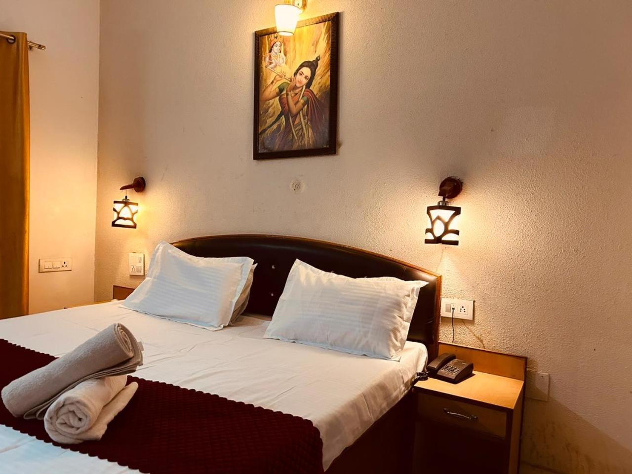 The For U - A Luxury Stay Rishīkesh Eksteriør billede