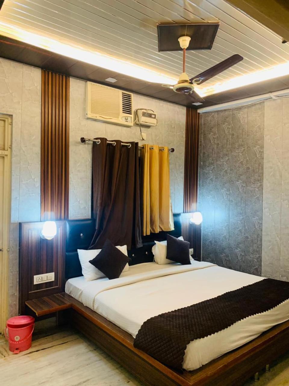 The For U - A Luxury Stay Rishīkesh Eksteriør billede