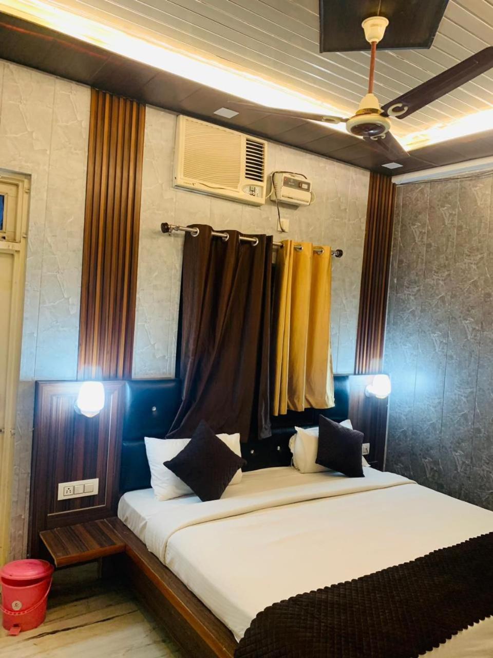 The For U - A Luxury Stay Rishīkesh Eksteriør billede