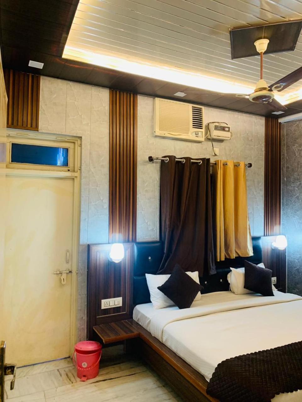 The For U - A Luxury Stay Rishīkesh Eksteriør billede