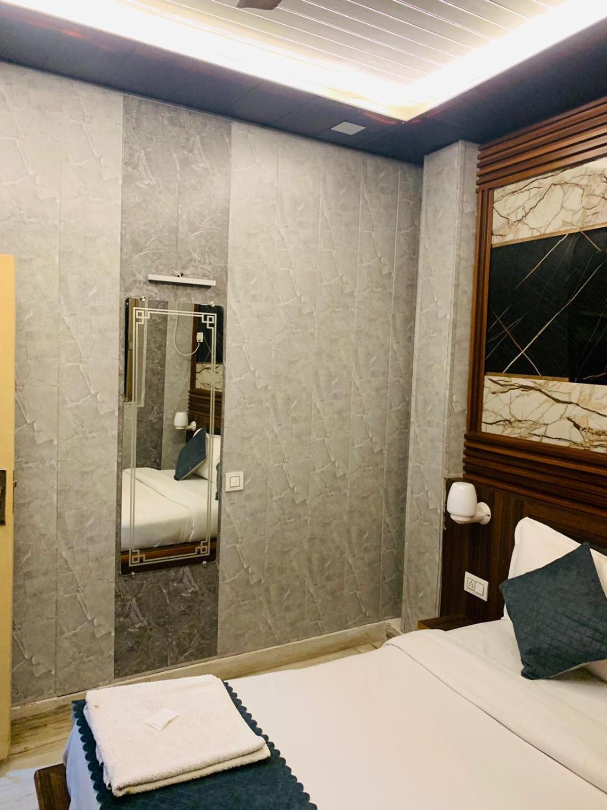 The For U - A Luxury Stay Rishīkesh Eksteriør billede